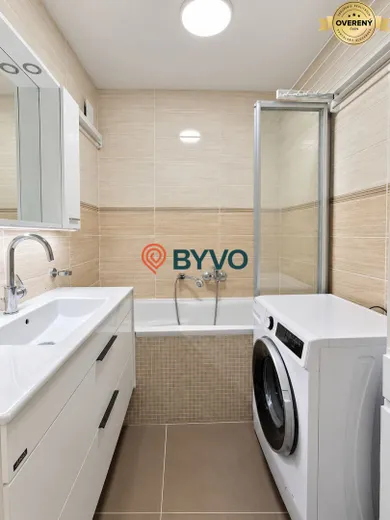 Na prenájom 2-izbový byt, 55 m², Bratislava-Karlova Ves