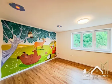 Na predaj 4-izbový byt, 125 m², Pliešovce, Zábava