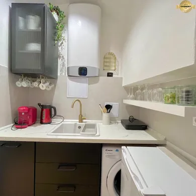 Na prenájom 2-izbový byt, 40 m², Bratislava-Staré Mesto, Obchodná