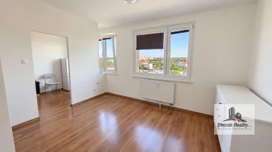 Na prenájom 1-izbový byt, 27 m², Veľký Meder, Sídl. M. Corvina