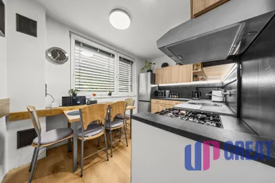 Na predaj 2-izbový byt, 53 m², Bratislava-Petržalka, Osuského 7