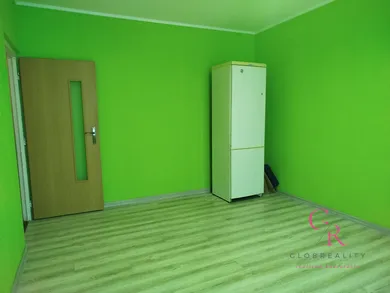 Na predaj 4-izbový byt, 90 m², Šahy, J. Kráľa