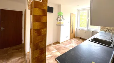 Na predaj 3-izbový byt, 70 m², Michalovce, Jozefa Murgaša