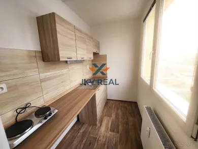 Na prenájom 1-izbový byt, 43 m², Prešov, Budovateľská