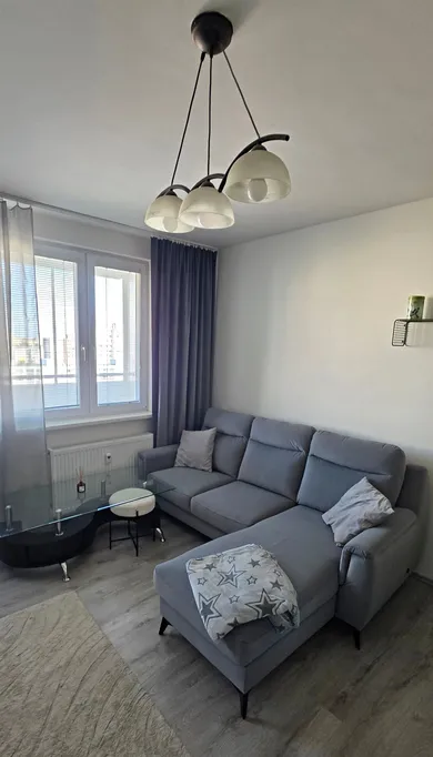 Na prenájom 1-izbový byt, 39 m², Bratislava-Petržalka