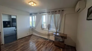 Na prenájom 1-izbový byt, 28 m², Komárno