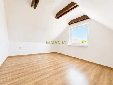Na predaj 3-izbový dom, 41 m², Most pri Bratislave, Záleská