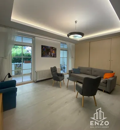 Na prenájom 2-izbový byt, 63 m², Bratislava-Staré Mesto