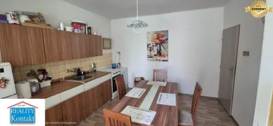 Na predaj 4-izbový dom, 160 m², Zemné, Centrum