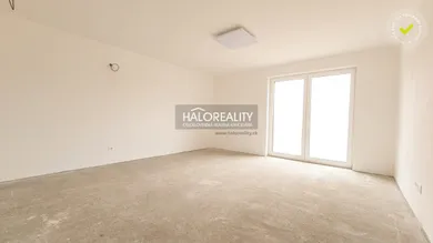 Na predaj dom, 94 m², Levice