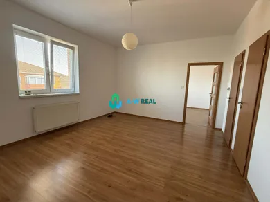 Na predaj 3-izbový byt, 86 m², Dunajská Streda