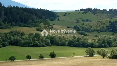 Na predaj pozemok, Bukovina