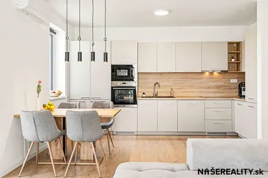 Byty na predaj 3-izbový, Bernolákovo · €235 000