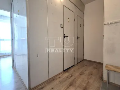 Na predaj 1-izbový byt, 37 m², Považská Bystrica