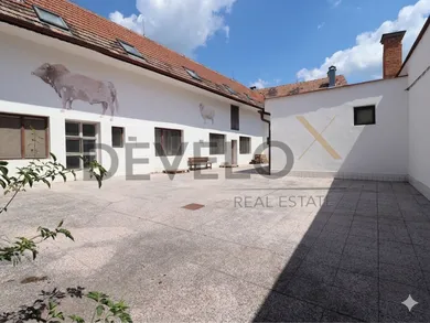 Domy na sprzedaż, Malé Leváre · €249 900