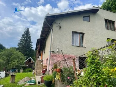 Domy na sprzedaż, 5-pokojowe, Brezno · €78 000