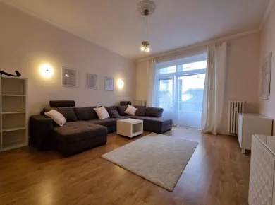 Na prenájom 5-izbový byt, 108 m², Bratislava-Staré Mesto, Obchodná