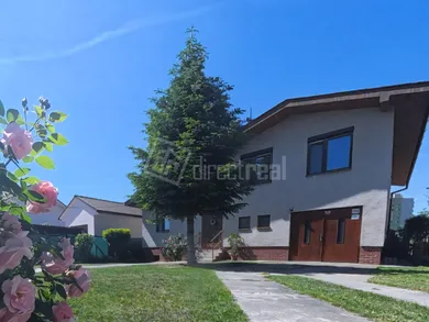 Domy na sprzedaż, Zlaté Moravce · €299 000