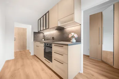 Na predaj objekt, 48 m², Bratislava-Ružinov, Súmračná
