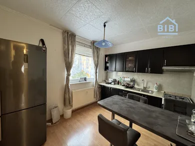 Na predaj 3-izbový byt, 67 m², Piešťany, M. Bela