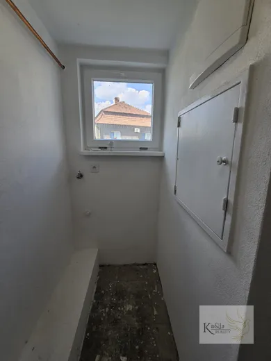 Na predaj 4-izbový dom, 140 m², Komárno, Podzáhradná ul.