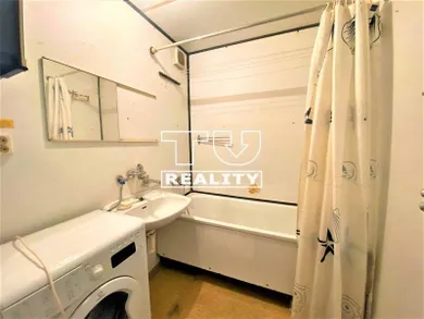 Na predaj 3-izbový byt, 68 m², Poprad