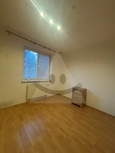 Na prenájom 2-izbový byt, 45 m², Žilina