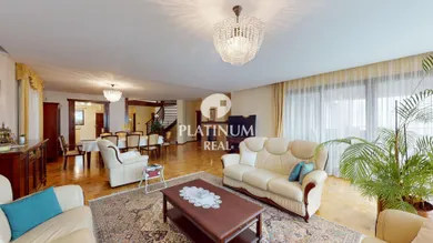 Na predaj 6-izbový dom, 520 m², Bratislava-Nové Mesto, Júnova