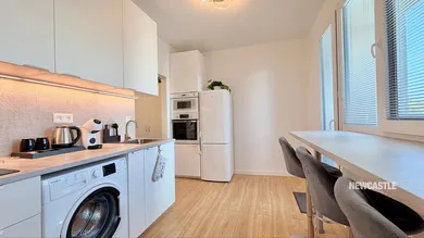 Na prenájom 1-izbový byt, 33 m², Banská Bystrica, Lazovná