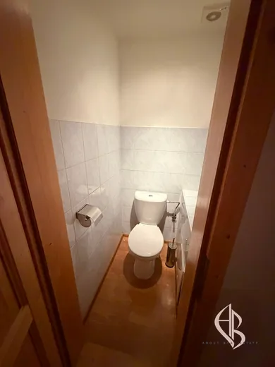 Na prenájom 3-izbový byt, 70 m², Banská Bystrica, Horná
