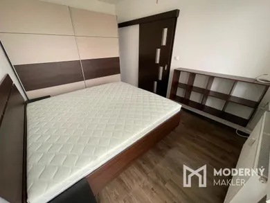 Na prenájom 2-izbový byt, 53 m², Bánovce nad Bebravou