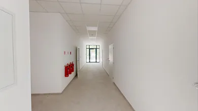 Na prenájom komerčné, 81 m², Šaľa, Dolná