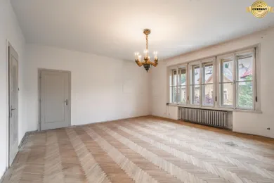 Na predaj 3-izbový byt, 123 m², Bratislava-Staré Mesto, Moyzesova