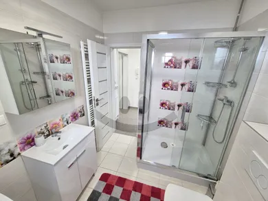 Na prenájom 2-izbový byt, 48 m², Bytča, S.Sakalovej