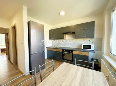 Квартири на продаж, 2-кімнатні, Banská Bystrica · €570