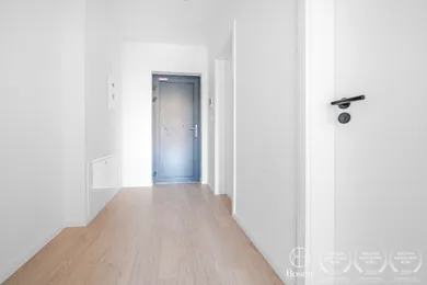 Na predaj 3-izbový byt, 70 m², Bratislava-Devínska Nová Ves