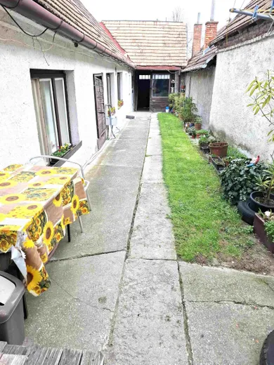 Domy na predaj 3-izbový, Modra · €180 880