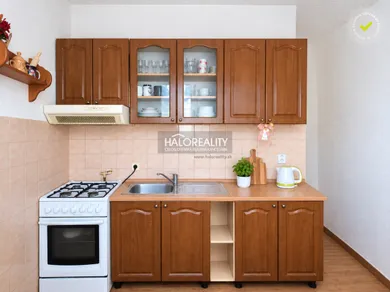 Квартиры на продажу, 2-комнатные, Handlová · €47 000