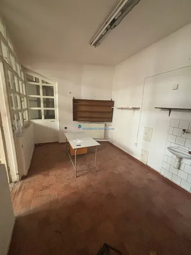 Na predaj objekt, 11 m², Komárno