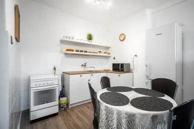 Na prenájom byt v Bratislava-Rača · €500 · Čiastočná rekonštrukcia