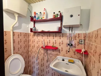 Na predaj dom, 20 m², Šamorín, Záhradkárska