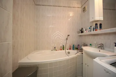 Na prenájom 3-izbový byt, 70 m², Bratislava-Ružinov, Palkovičova
