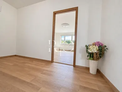 Na predaj 3-izbový byt, 75 m², Prešov, -