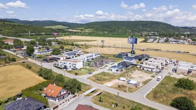 Na predaj pozemok, 499 m², Trenčín