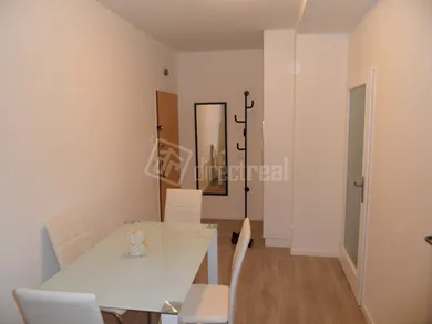 Na prenájom 2-izbový byt, 63 m², Bratislava-Ružinov, Svätoplukova