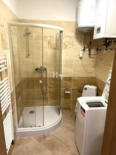 Na predaj komerčné, 30 m², Žilina, Kamenná