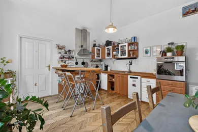 Na predaj 4-izbový byt, 144 m², Bratislava-Staré Mesto