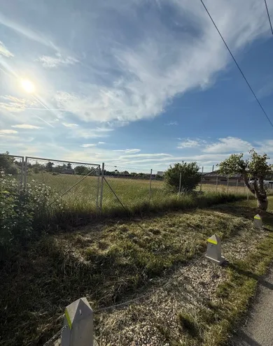 Na predaj pozemok, 205 m², Miloslavov, Slnečná