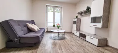Na prenájom 2-izbový byt, 52 m², Čadca, Májová