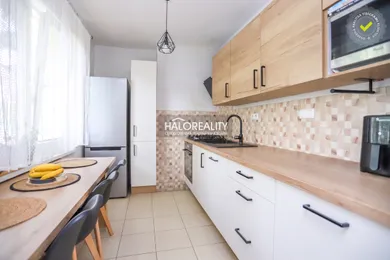 Na predaj 2-izbový byt, 50 m², Považská Bystrica, Pionierska